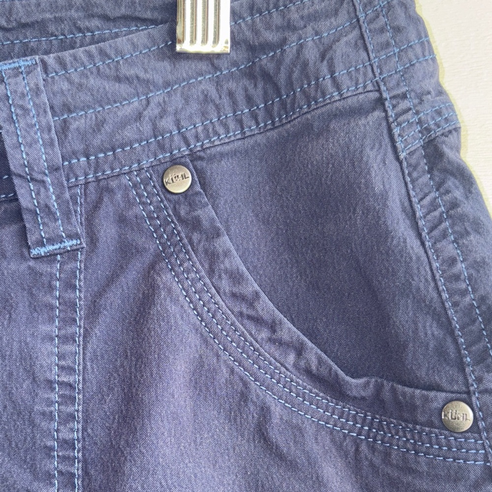 Kuhl Navy Blue Women's Skirt. Size 12 - Picture 4 of 9